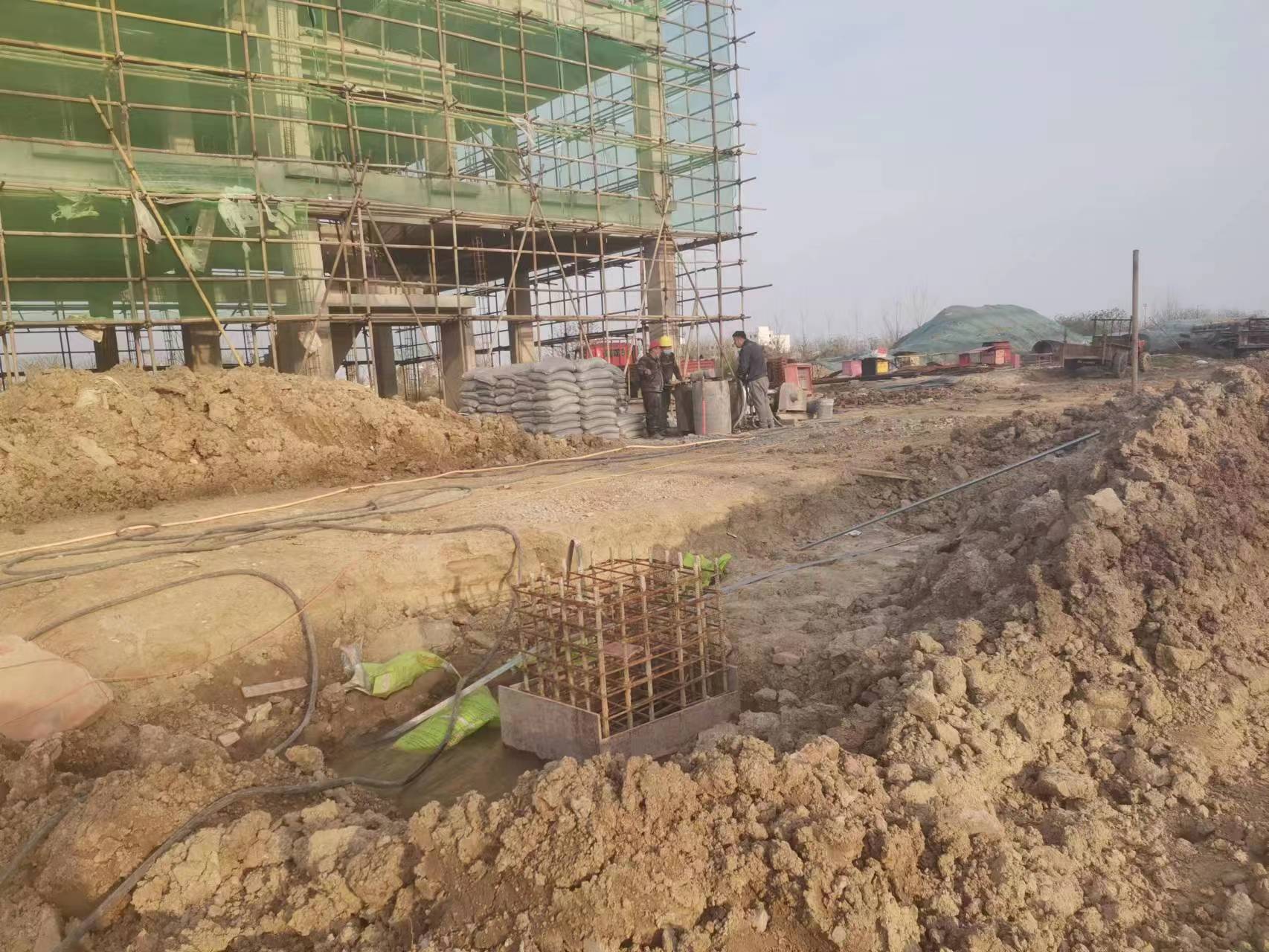 班戈当桥梁出现裂缝的时候应该及时加固修补